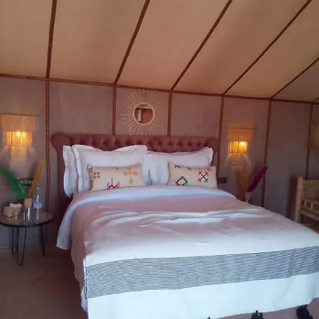 Sunshine Luxury Desert Camp Merzouga Habitación foto